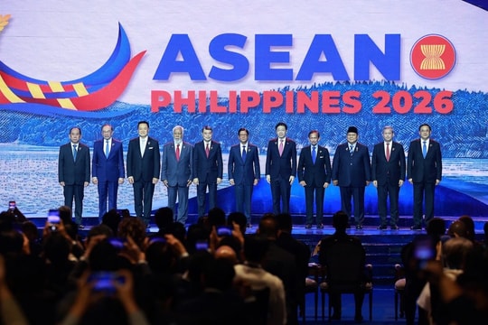 Thủ tướng Lê Minh Hưng bắt đầu các hoạt động tại Hội nghị Cấp cao ASEAN 48