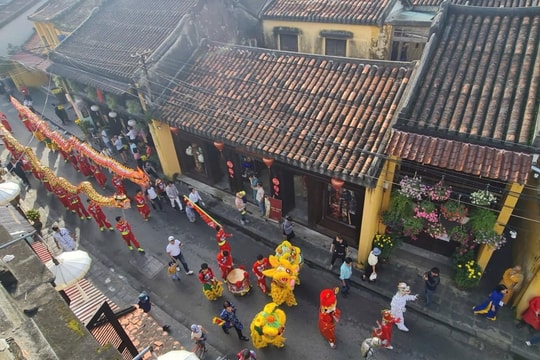 Chuyện ở Nghĩa Từ và nhu cầu bảo tồn di sản một cách nhân văn
