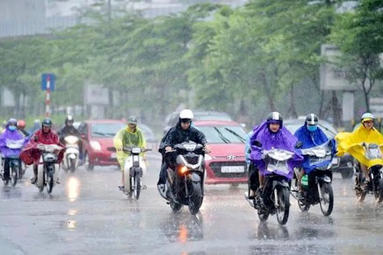 Mưa dông bao trùm miền núi phía Bắc, Lai Châu và Điện Biên cảnh báo lũ quét, sạt lở đất