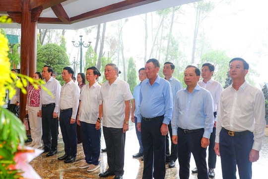 Phát huy truyền thống, chung sức xây dựng đất nước phồn vinh