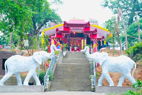 Đền Thánh Mẫu và huyền tích về Hoàng hậu Phạm Thị Ngọc Trần