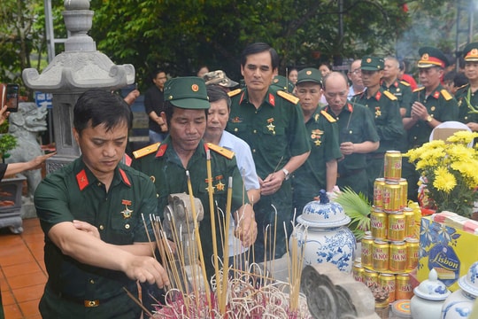 Hội cựu chiến binh tri ân anh hùng liệt sĩ Vị Xuyên