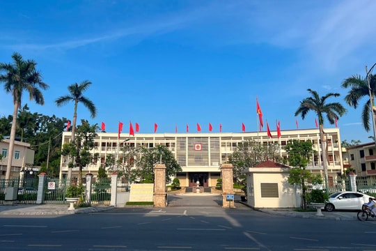 Nơi làm việc của Tổ dân phố được bố trí tại trụ sở cấp xã?