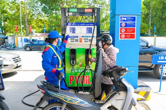 Gần 1.000 cửa hàng PVOIL sẵn sàng kinh doanh xăng E10