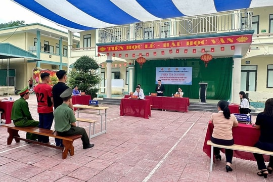Phiên tòa giả định ở vùng biên: Đa dạng hóa tuyên truyền pháp luật