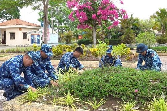 Hải đoàn 42 phát động trồng cây kỷ niệm 136 năm Ngày sinh Chủ tịch Hồ Chí Minh