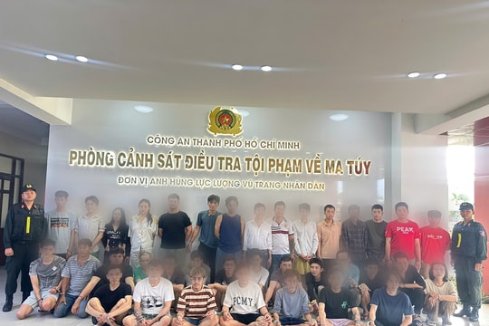 Ca sĩ Long Nhật, Sơn Ngọc Minh bị bắt vì liên quan đến ma túy