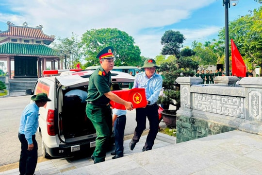 Huế đón các liệt sĩ quân tình nguyện hy sinh tại Lào trở về