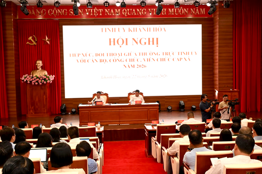 Thường trực Tỉnh ủy Khánh Hòa đối thoại với cán bộ cơ sở