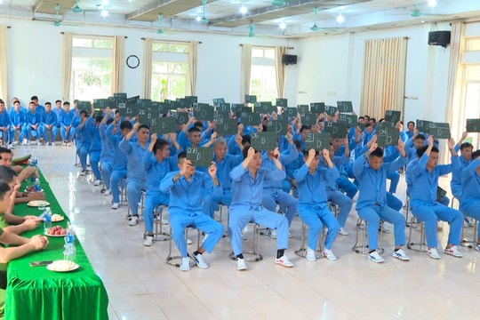 Sân chơi “Rung chuông vàng” đánh thức khát vọng hoàn lương