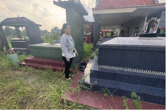 Sinh con xong đưa ra khu mộ bỏ rồi trở về phòng trọ