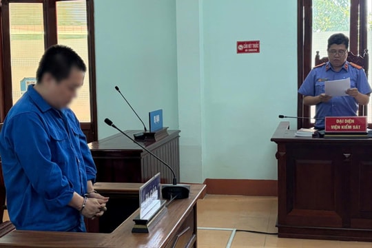 Xô xát trong đám giỗ, cháu rể dùng dao đâm chú