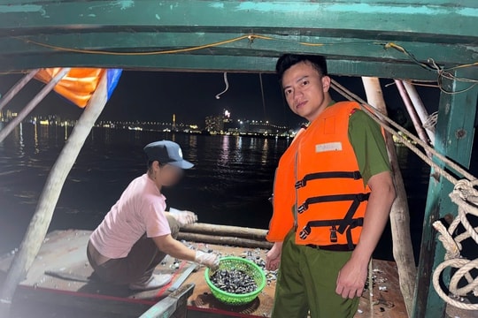 Tăng cường tuần tra chống khai thác IUU trên Vịnh Hạ Long