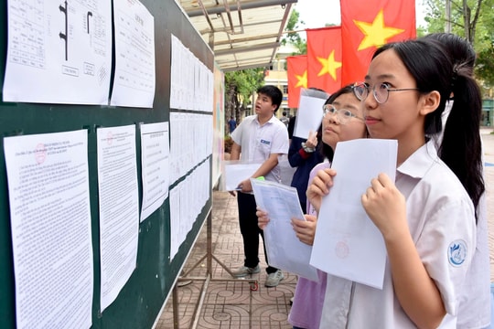 Vật dụng nào được phép mang vào phòng thi lớp 10?