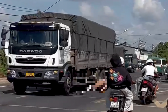 Nữ sinh lớp 9 tử vong sau va chạm với xe tải