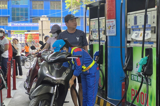 Xăng E5 vẫn được duy trì bán đến năm 2030