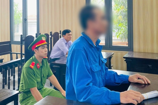 Xét xử bị cáo nhiều lần xâm hại bé gái họ hàng