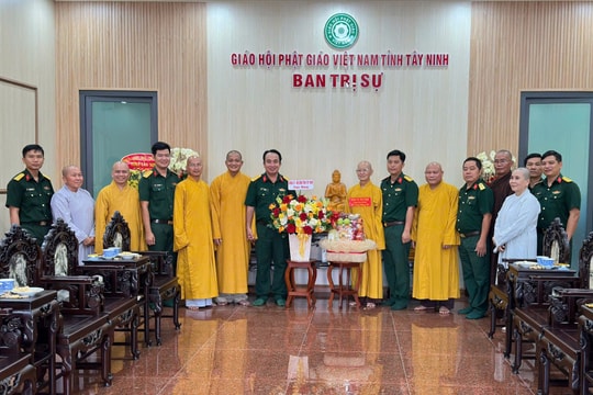 Thăm, chúc mừng các cơ sở Phật giáo nhân Đại lễ Phật đản