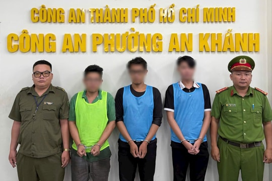 Giả danh Cảnh sát hình sự chặn xe, chiếm đoạt tài sản