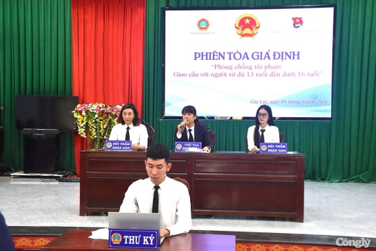 Gia Lai: TAND khu vực 7 phối hợp với Chi đoàn TAND tỉnh, Đoàn xã Ia Lâu tổ chức phiên tòa giả định