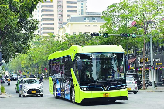 Hà Nội đề xuất phát triển giao thông xanh trong vùng phát thải thấp vành đai 1