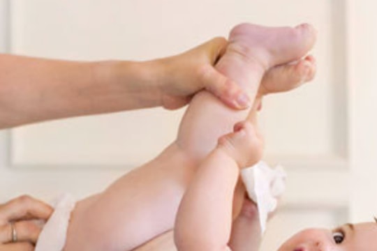 Vì sao trẻ hay bị hăm tã? Cách chăm sóc cha mẹ cần biết