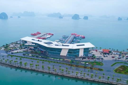 Thực hư thông tin tàu khách chở quá tải ra Quan Lạn?