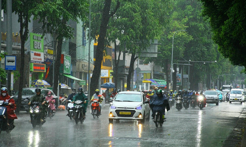 Thời tiết ngày 3/6: TP.HCM mưa to chiều tối, nhiều nơi nắng nóng gay gắt