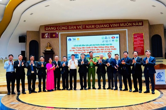 Sinh viên chung tay vì giao thông xanh