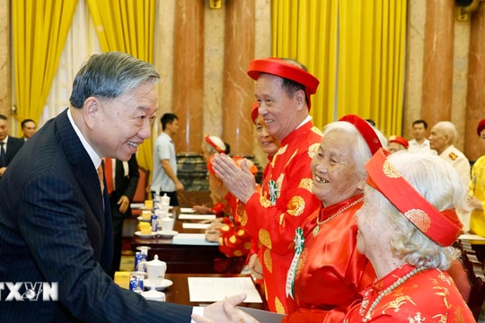 Tổng Bí thư, Chủ tịch nước: Khơi dậy tinh thần "Tuổi cao-Gương sáng" trong giai đoạn phát triển mới