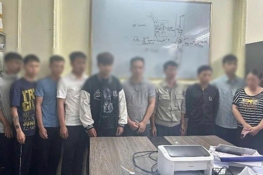 Khởi tố nhiều đối tượng tham gia đánh bạc trên không gian mạng