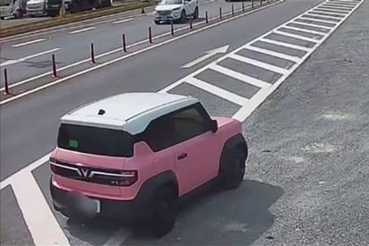 Quay đầu xe trên cao tốc: Hành vi nguy hiểm bị xử phạt nặng
