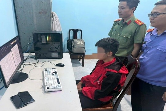Nam sinh lớp 10 bị khởi tố vì đánh cắp, rao bán dữ liệu cá nhân quy mô lớn
