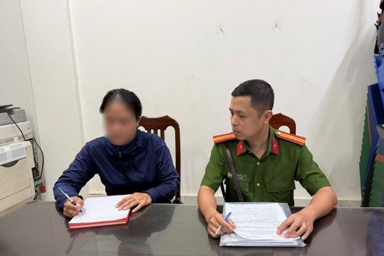 Xử phạt người phụ nữ bán 10 chiếc bánh rán với giá 430.000 đồng