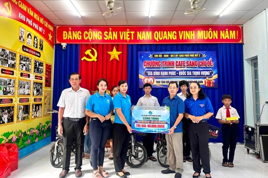 TAND khu vực 15 - TP.HCM: Chia sẻ yêu thương, tiếp sức đến trường