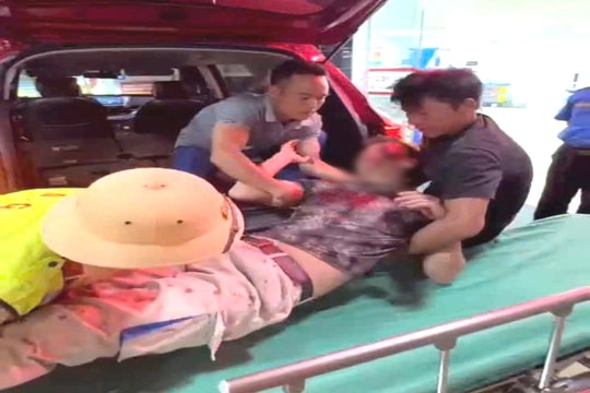 CSGT kịp thời mở đường đưa người bị nạn đi cấp cứu