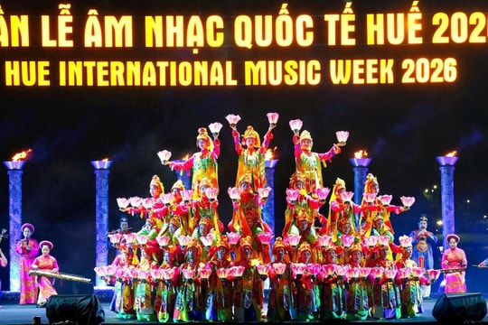 Sông Hương hòa nhịp cùng âm nhạc quốc tế