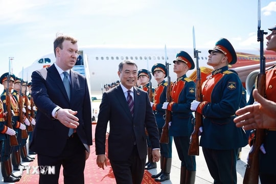 Thủ tướng Lê Minh Hưng đến Kazan dự Hội nghị Cấp cao kỷ niệm 35 năm quan hệ ASEAN-Nga