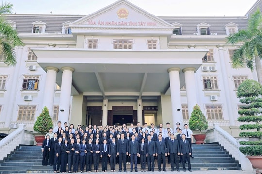 Lan tỏa việc học tập và làm theo Bác từ những người giữ gìn công lý