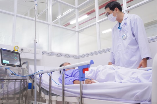 Cứu sống bệnh nhân 38 tuổi bị đột quỵ