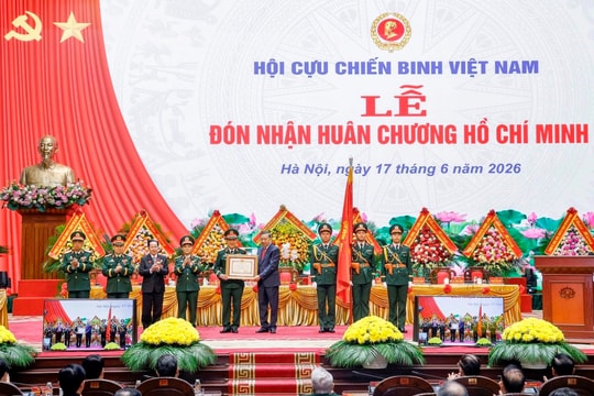 Tổng Bí thư, Chủ tịch nước Tô Lâm  trao tặng Huân chương Hồ Chí Minh cho Hội Cựu Chiến binh Việt Nam