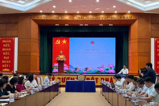 Hoàn thiện thể chế để phát triển thị trường chứng khoán bền vững