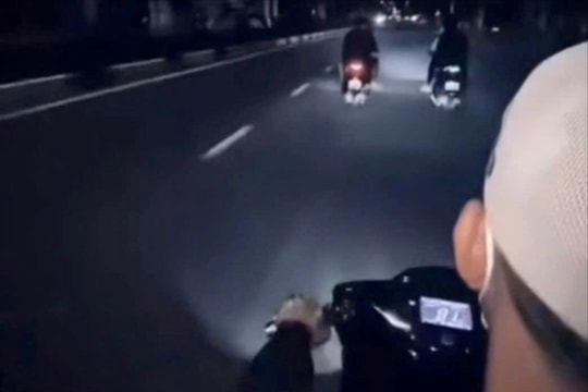 Triệu tập hàng chục thanh, thiếu niên mang hung khí gây rối trật tự công cộng