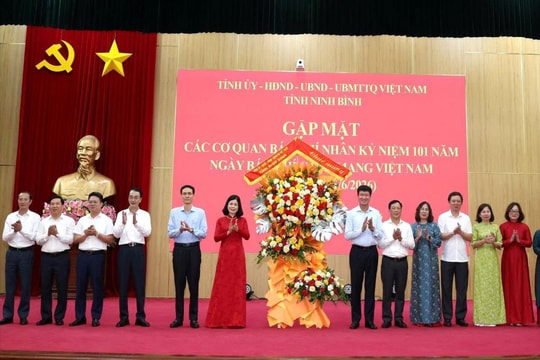 Báo chí tiếp tục đồng hành cùng Ninh Bình trên chặng đường phát triển mới