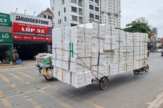 Tăng cường xử lý xe ba bánh tự chế: Nỗ lực lập lại trật tự giao thông đô thị