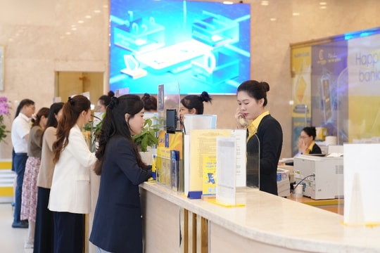 FiinRatings tiếp tục duy trì xếp hạng tín nhiệm Nam A Bank