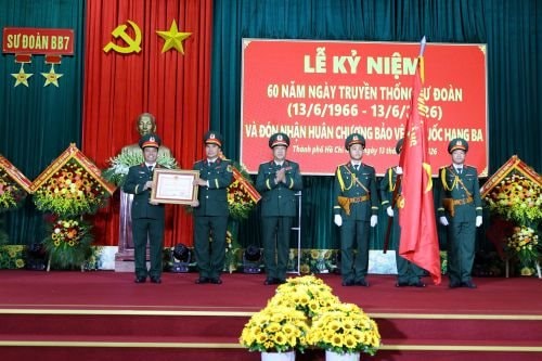 Tàu Ô - Xóm Ruộng một miền linh khí