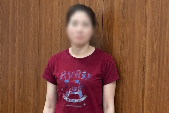 Tạm giữ người phụ nữ lừa "chạy" sổ đỏ đất nông nghiệp
