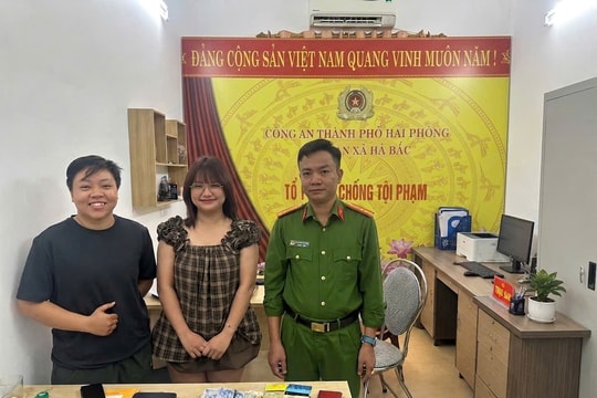 Nhặt được gần 9 triệu đồng, người phụ nữ trình báo công an