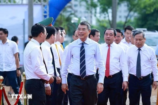 Thủ tướng dự Lễ khởi công dự án nhà ở cho thuê và đường sắt đô thị thành phố Hà Nội